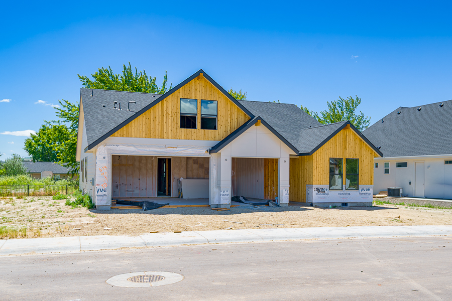 603 W Millstone St, Middleton, ID 83644 Lakeville Farmhouse | Generation Homes Northwest | Move-in Ready Home