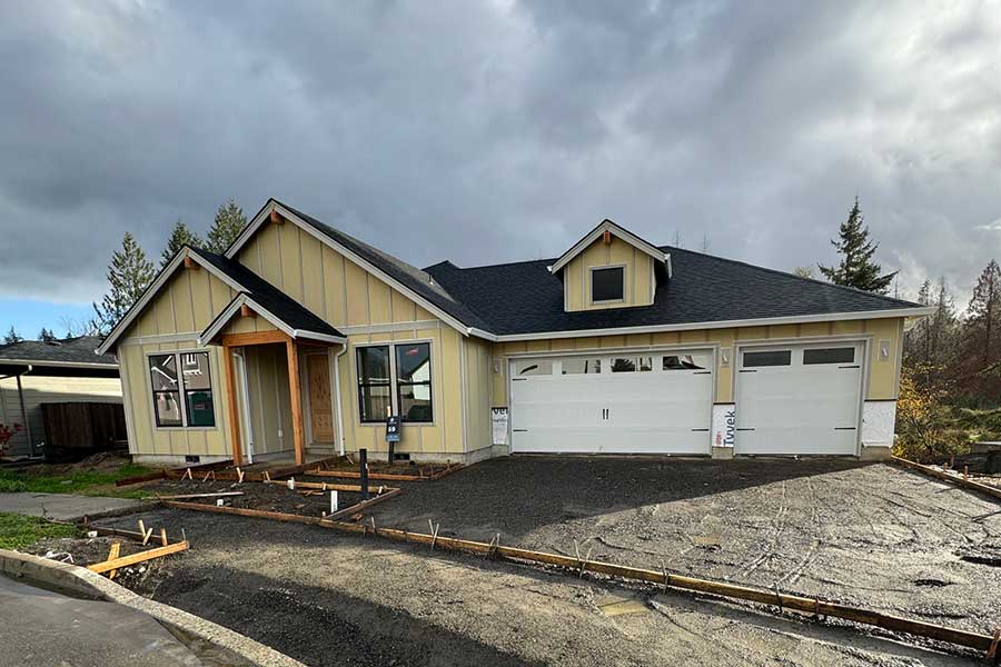 New home under construction La Center Wa Generation Homes Northwest