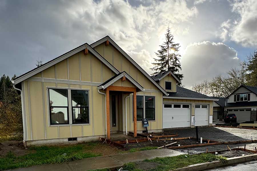 New home under construction La Center Wa Generation Homes Northwest