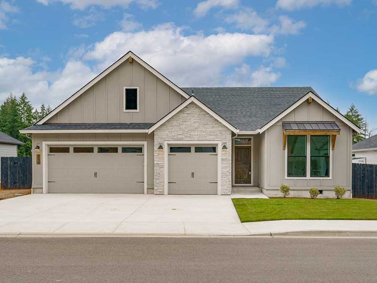 Exterior image of single family residential home in the Stephens Hillside Farm community