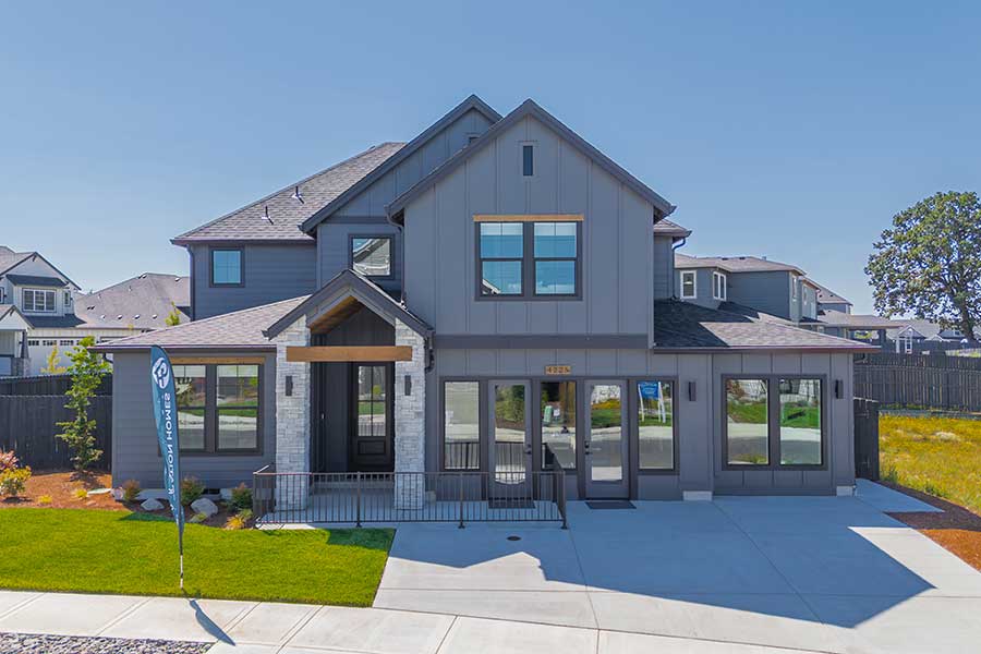 4225 N 12th Way, Ridgefield, WA 98642 | Generation Homes Northwest | Move-in Ready Home in Ridgefield, WA | front elevation the Clearwater