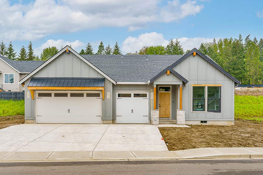 509 W 19th St La Center, WA 98629 | Generation Homes Northwest | Move-in Ready Home in La Center, WA